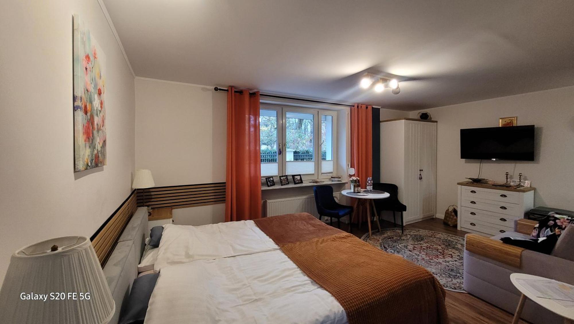 Apartament Przy Parku Naleczow Exterior photo
