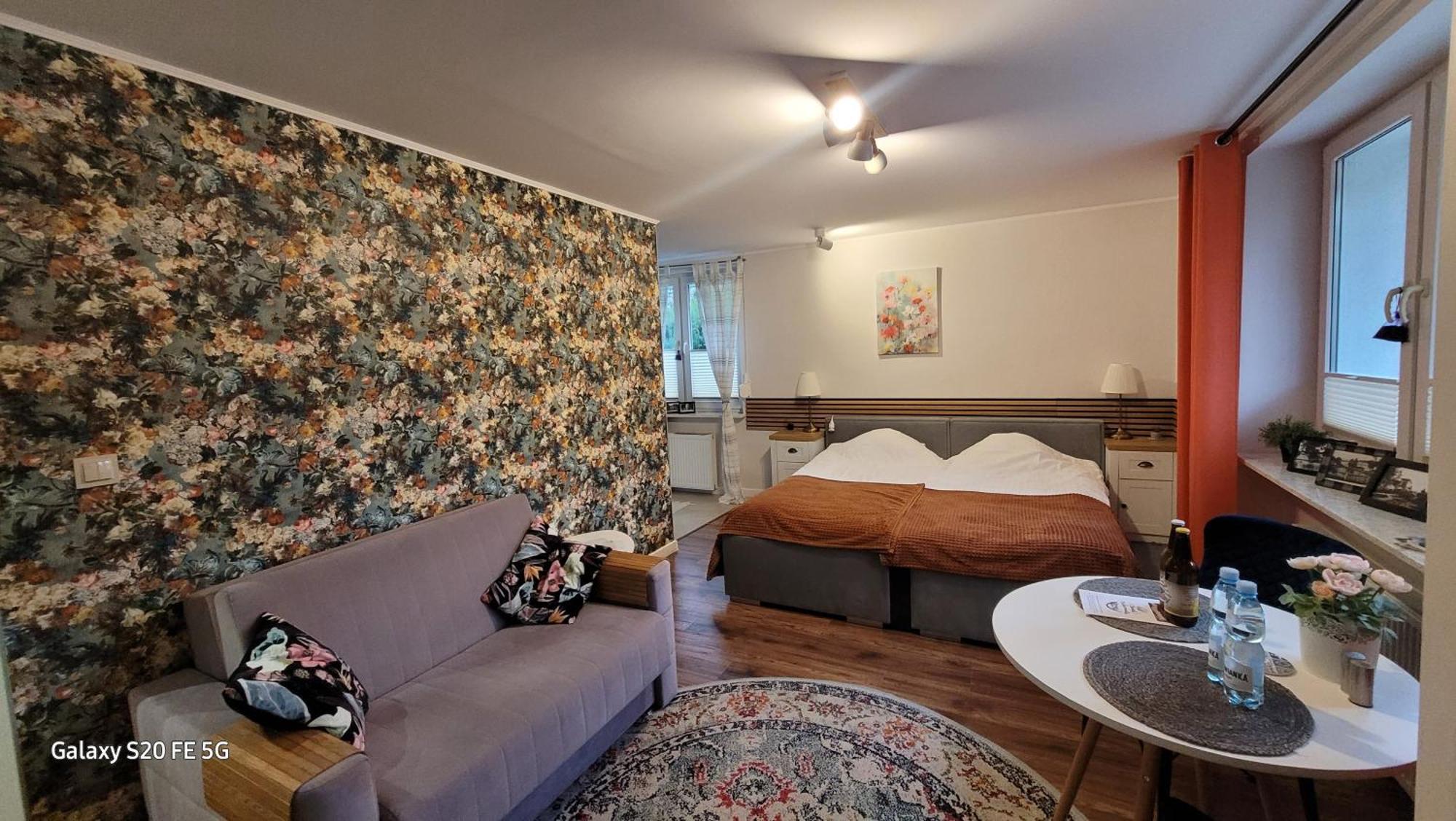 Apartament Przy Parku Naleczow Exterior photo